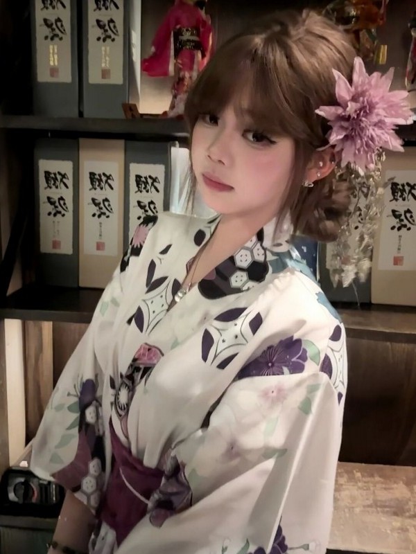 Japanese Women Formal Wear - Traditional Purple Kimono Bathrobe for Women