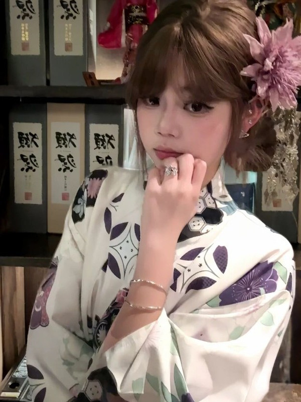 Traditional Purple Kimono Bath - Japanese Women Formal Wear recension och pris